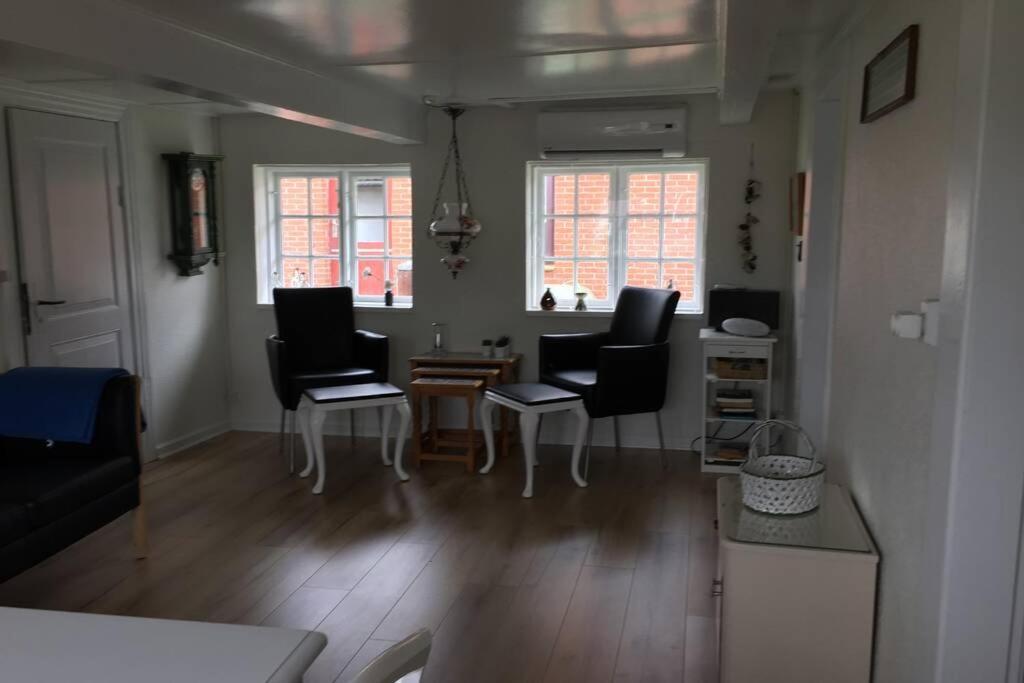 Apartment Gammelt Mando Hus Hyggebo *